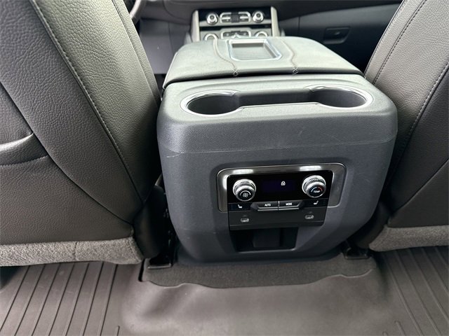 Certified 2021 GMC Yukon Denali w/ Denali Premium Package image 22