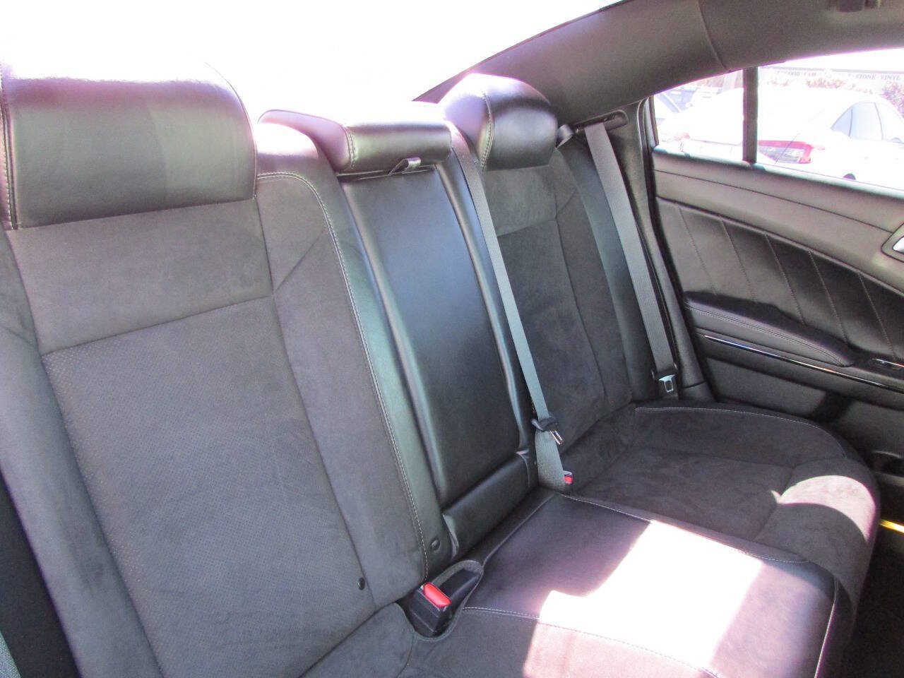 Used 2023 Dodge Charger R/T w/ Plus Group RWD image 35