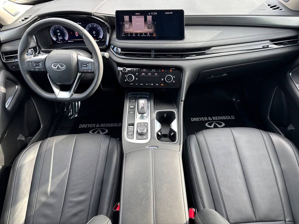 Certified 2025 INFINITI QX60 Luxe w/ Vision Package image 17