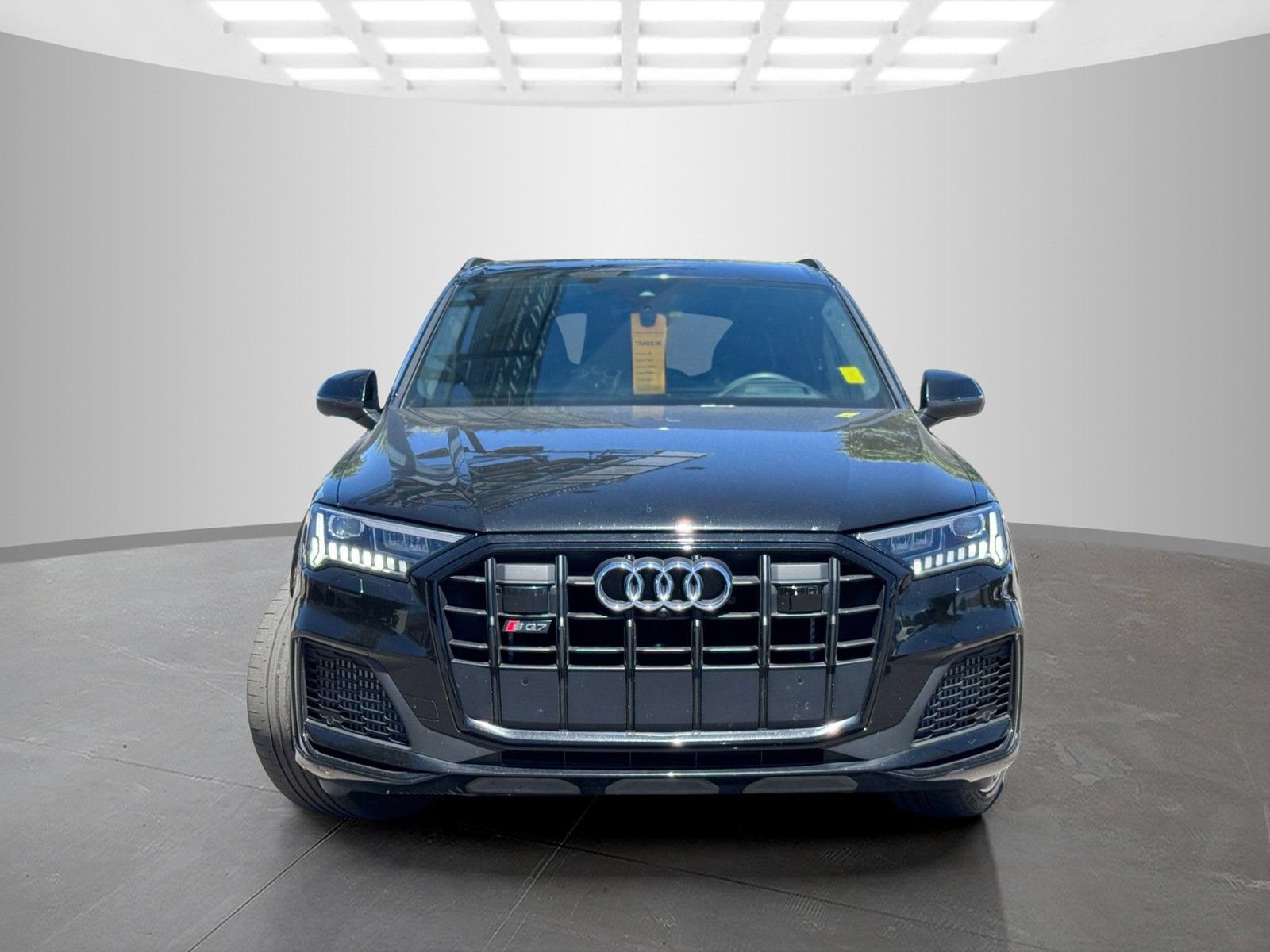 Used 2023 Audi SQ7 Prestige w/ Sport Package AWD/4WD image 2