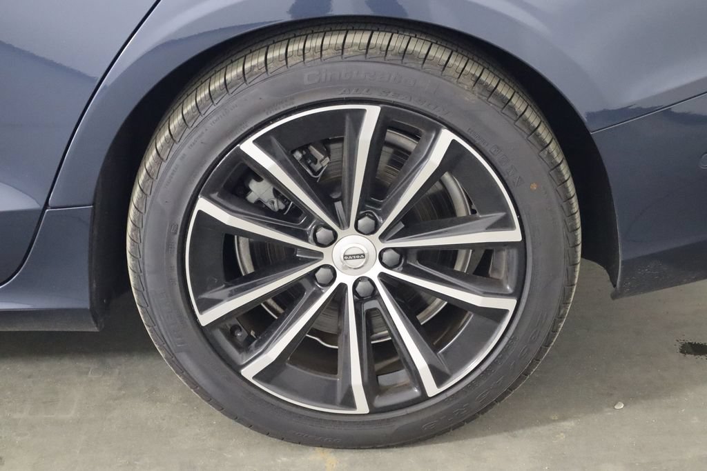 Used 2023 Volvo S60 T8 Plus AWD/4WD image 39