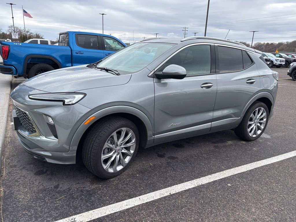 Certified 2024 Buick Encore GX Avenir w/ Avenir Convenience Package AWD/4WD image 1