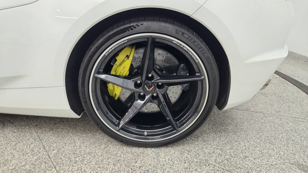 Used 2024 Chevrolet Corvette E-Ray AWD/4WD image 15