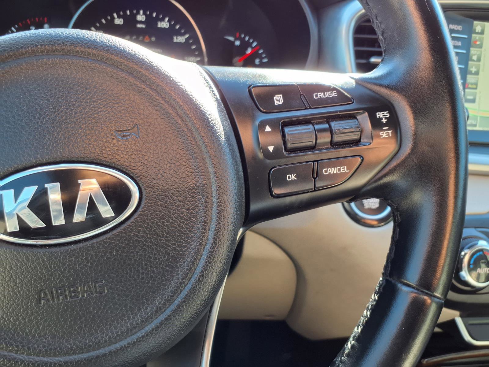 Used 2016 Kia Sorento EX w/ EX Touring Package image 17