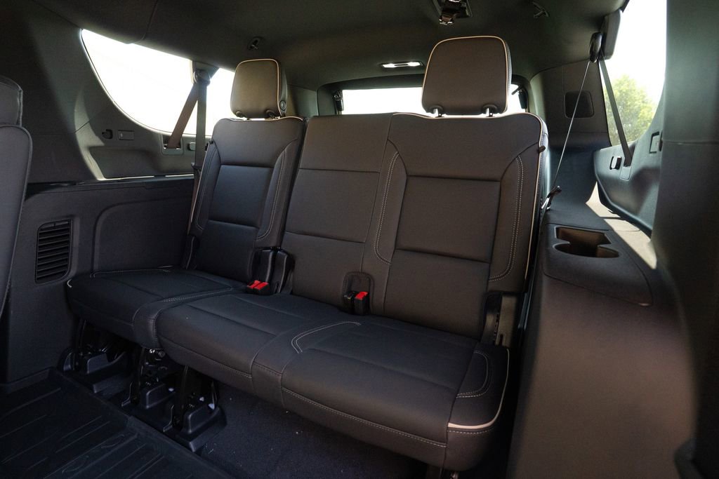 New 2025 Chevrolet Suburban Premier w/ Sun And Tow Package image 40