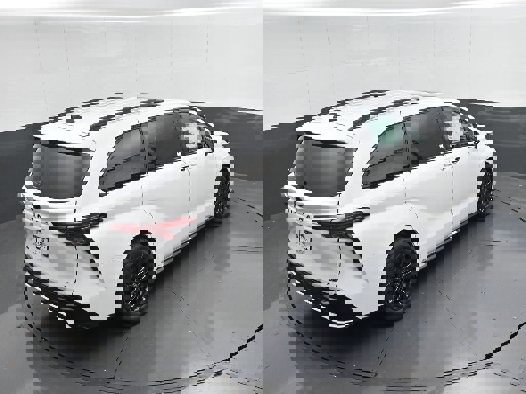 New 2025 Toyota Sienna XSE w/ XSE Premium Package image 38