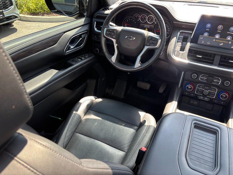 Used 2021 Chevrolet Tahoe Z71 w/ Luxury Package AWD/4WD image 13