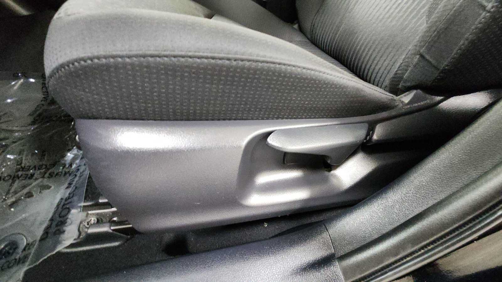 Certified 2018 Toyota Prius Three FWD image 14