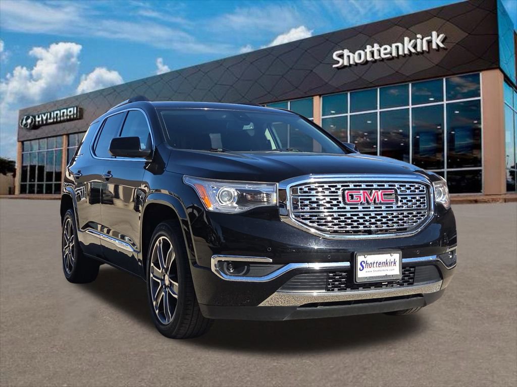 Used 2019 GMC Acadia Denali w/ Technology Package image 3