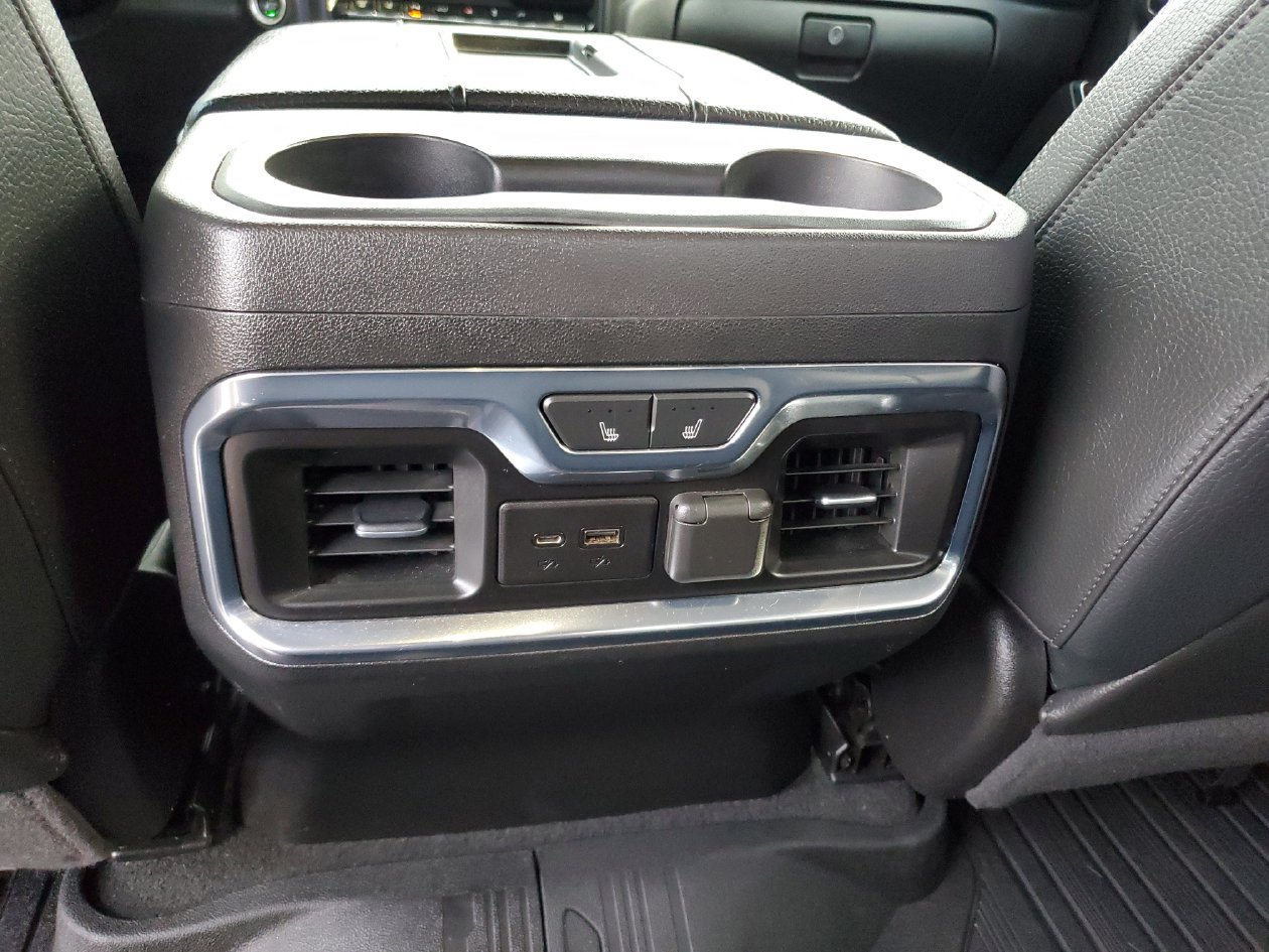 Used 2020 GMC Sierra 3500 Denali w/ Denali Ultimate Package AWD/4WD image 16