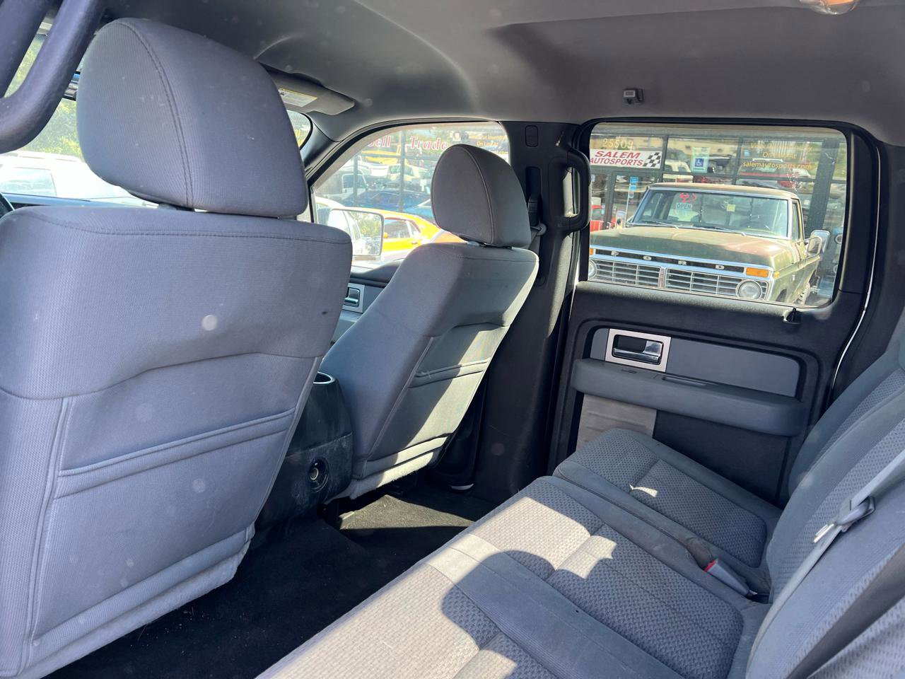 Used 2011 Ford F150 XLT w/ XLT Convenience Pkg AWD/4WD image 11