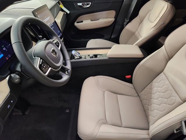 New 2026 Volvo XC60 T8 Plus w/ Protection Package Premier AWD/4WD image 14