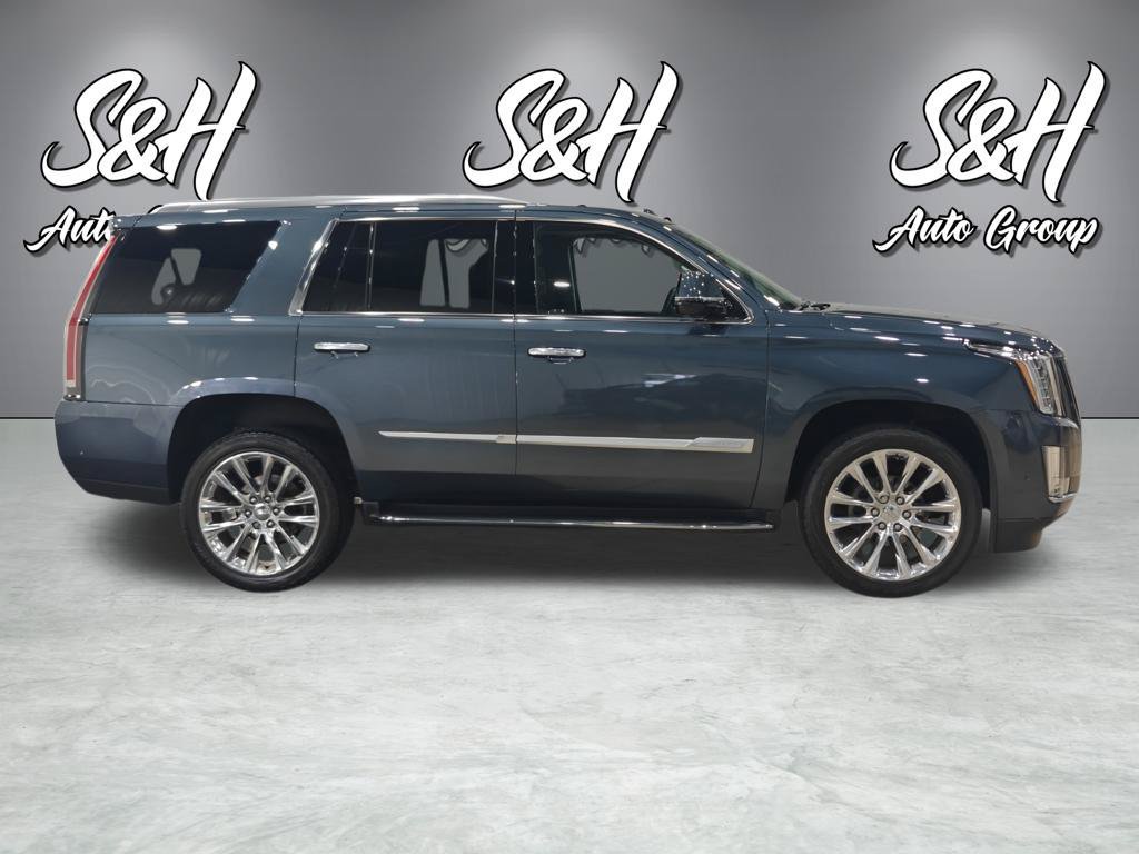 Used 2019 Cadillac Escalade Luxury AWD/4WD image 24