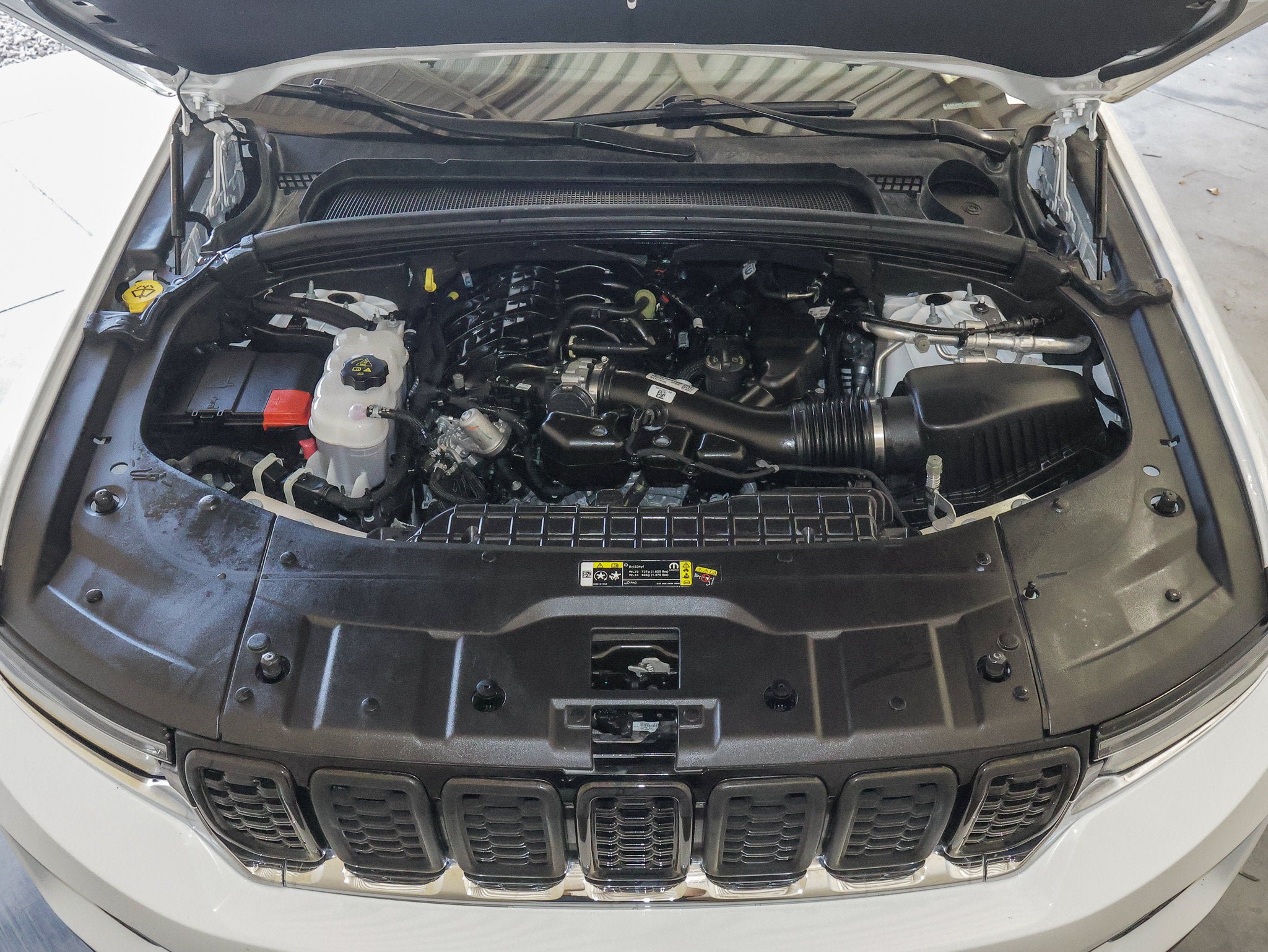 Used 2023 Jeep Grand Cherokee Limited AWD/4WD image 20
