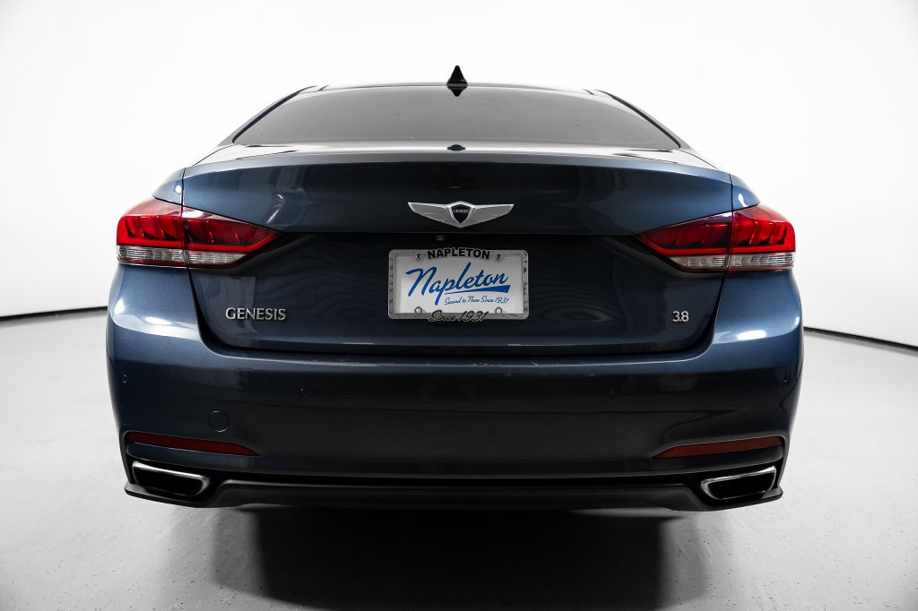 Used 2015 Hyundai Genesis 3.8 w/ Option Group 03 RWD image 9