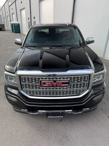 Used 2018 GMC Sierra 1500 Denali w/ Denali Ultimate Package AWD/4WD image 15