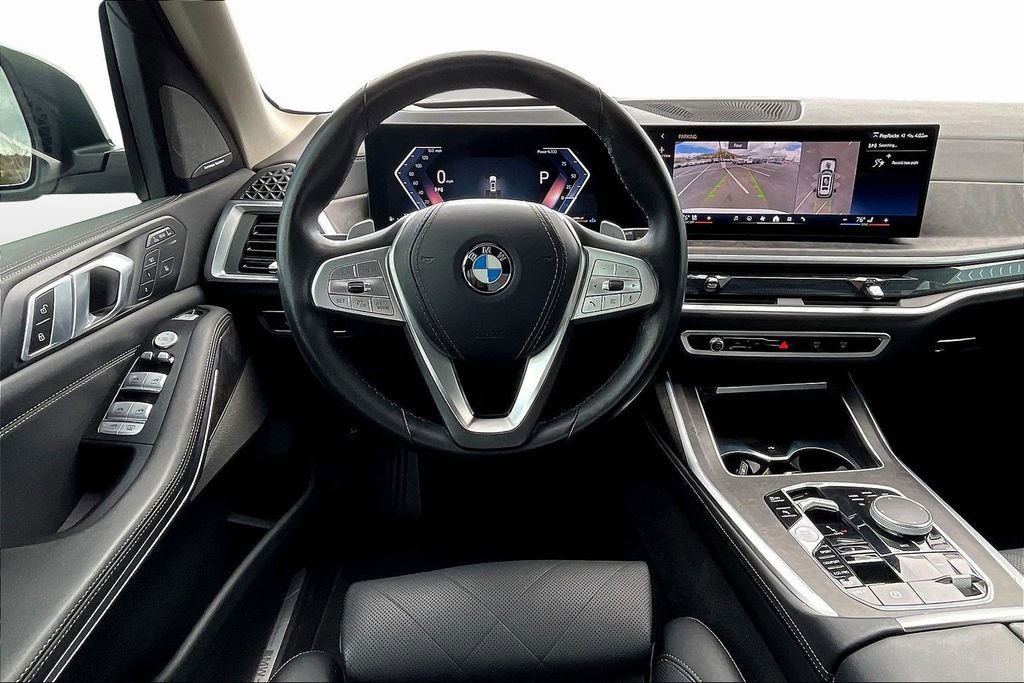 Used 2025 BMW X7 xDrive40i AWD/4WD image 8