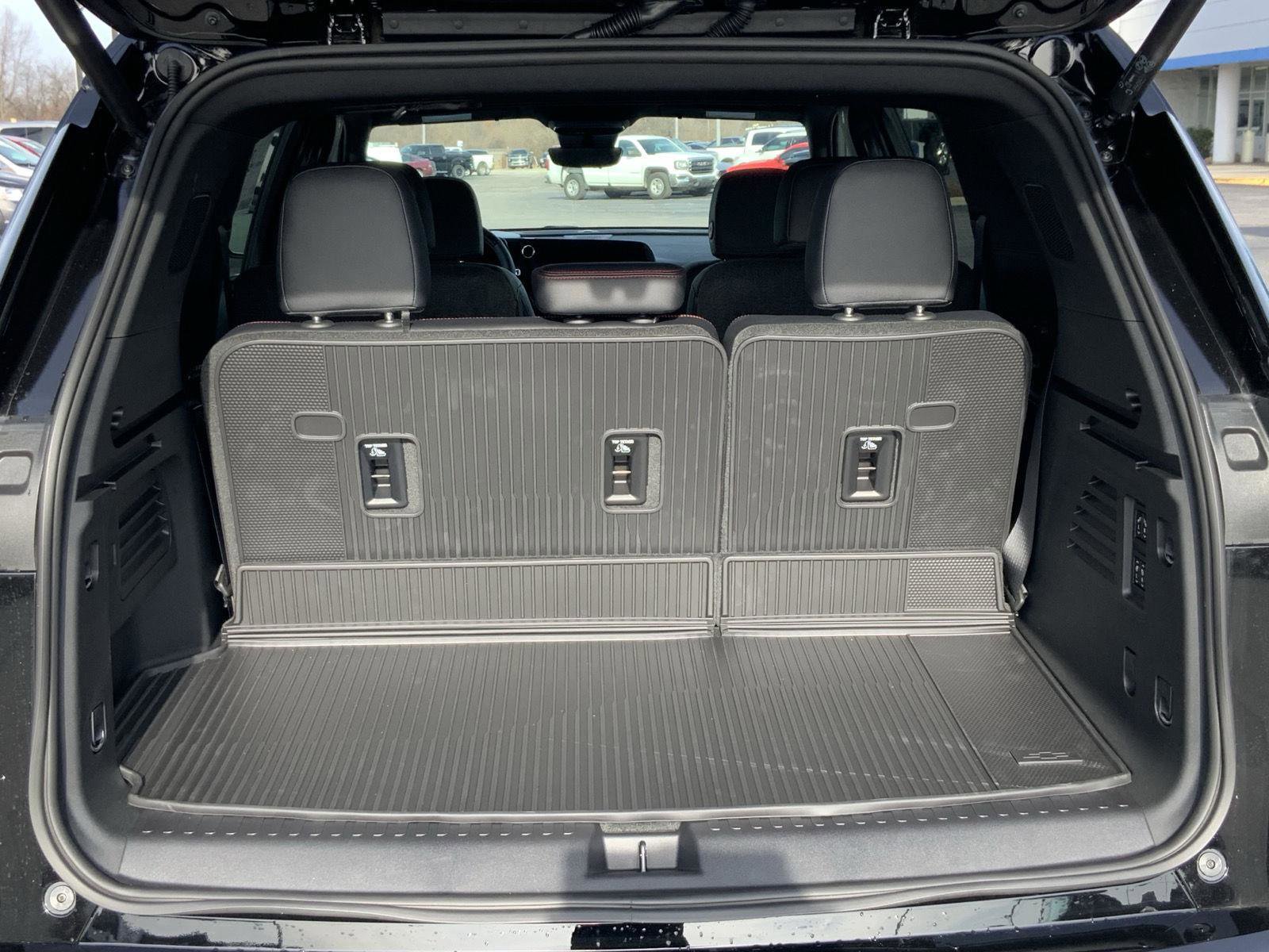 New 2026 Chevrolet Traverse RS w/ LPO, Floor Liner Package image 14
