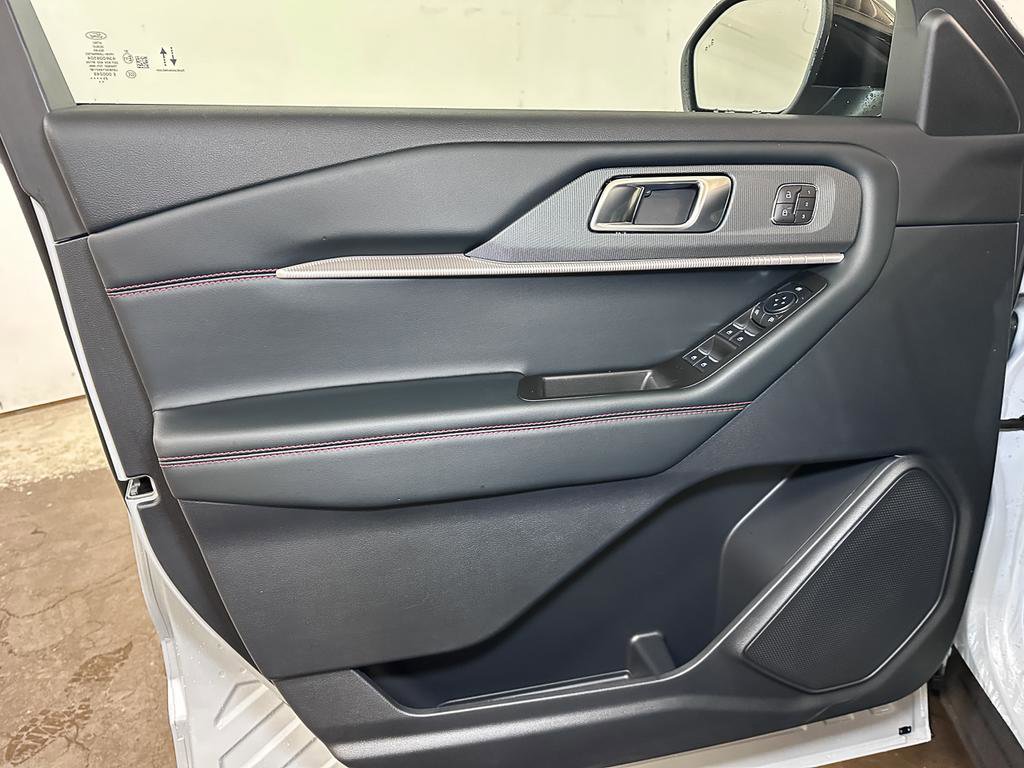 New 2026 Ford Explorer ST-Line w/ ST-Line Street Pack image 20