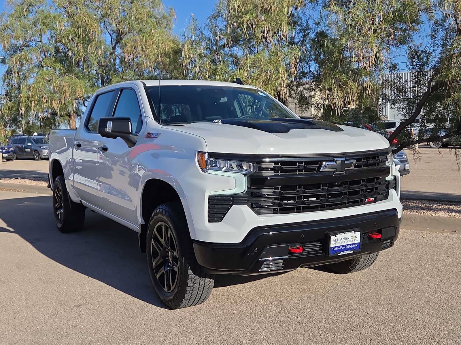 Used 2026 Chevrolet Silverado 1500 LT Trail Boss w/ Safety Package AWD/4WD image 2