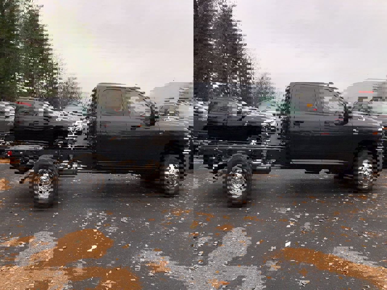 New 2026 RAM 3500 Tradesman w/ Chrome Appearance Group image 14