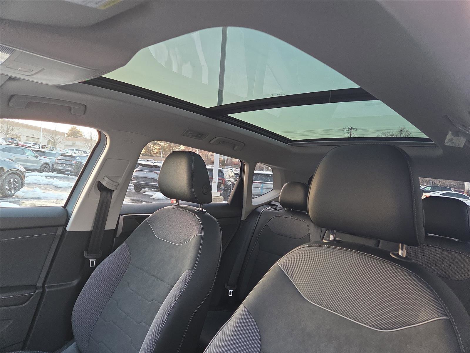 New 2026 Volkswagen Taos SE AWD/4WD image 22