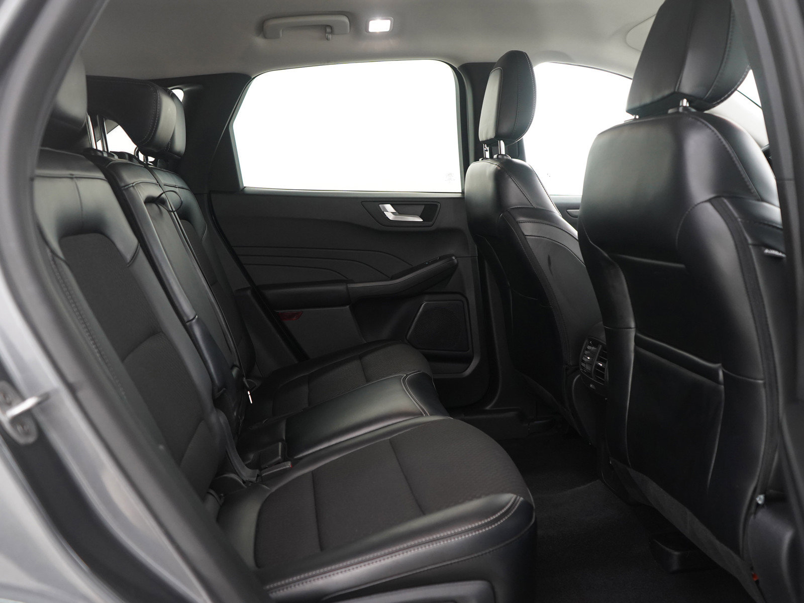 Used 2024 Ford Escape SE image 13