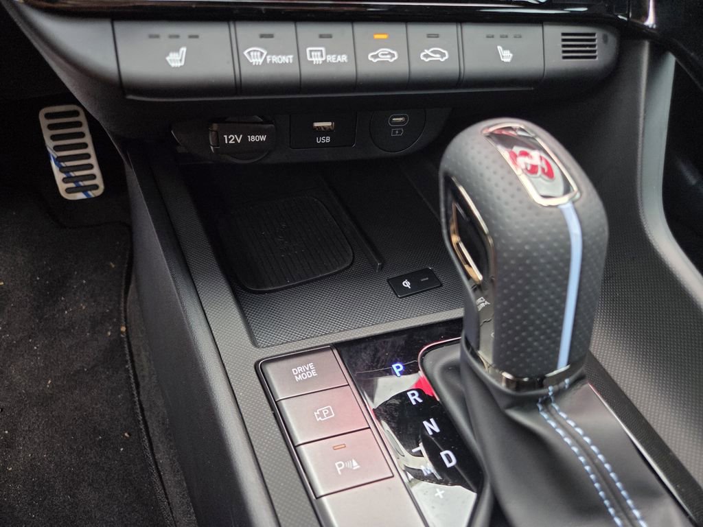 Used 2025 Hyundai Elantra N image 14