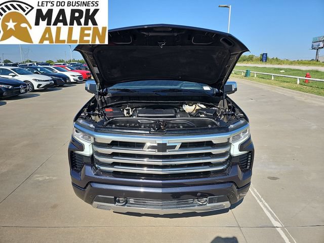 Used 2024 Chevrolet Silverado 1500 High Country w/ Technology Package AWD/4WD image 30