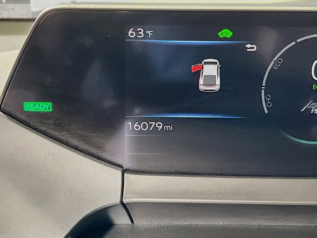 Certified 2024 Toyota Prius XLE AWD/4WD image 11