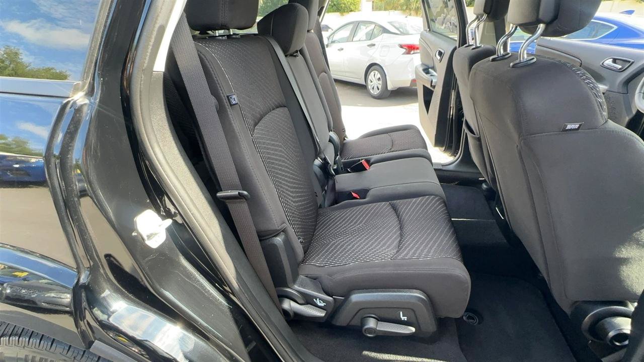 Used 2015 Dodge Journey SXT w/ Flexible Seating Group FWD image 39