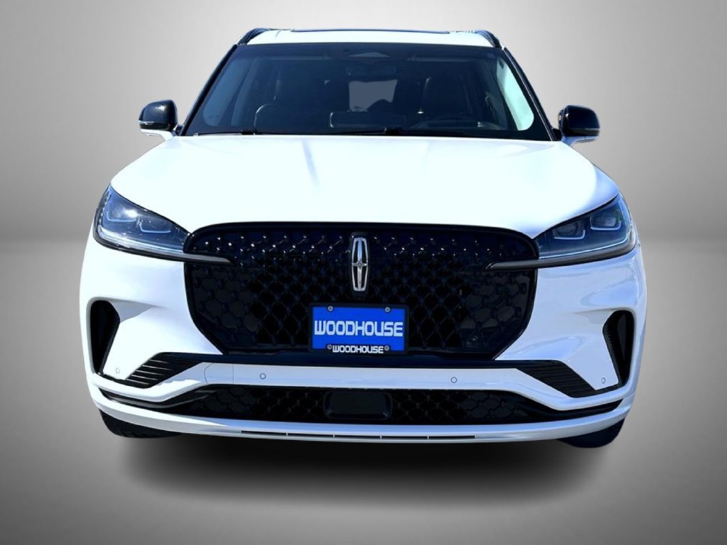 Used 2025 Lincoln Aviator Reserve w/ Equipment Group 201A AWD/4WD image 2
