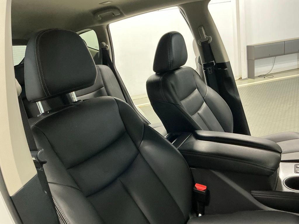 Used 2023 Nissan Murano SV w/ SV Midnight Edition Package image 13