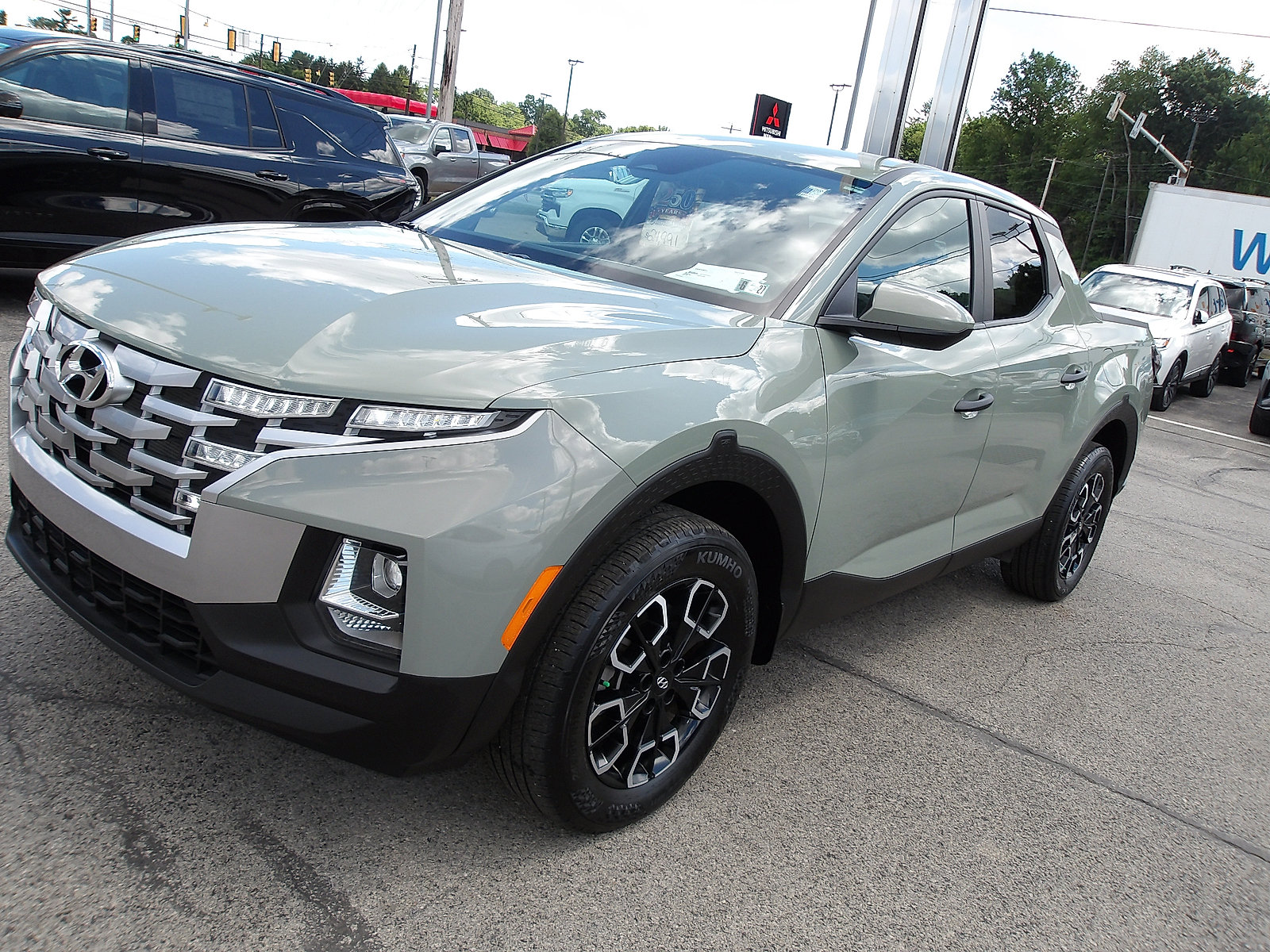 Certified 2023 Hyundai Santa Cruz SE AWD/4WD image 3