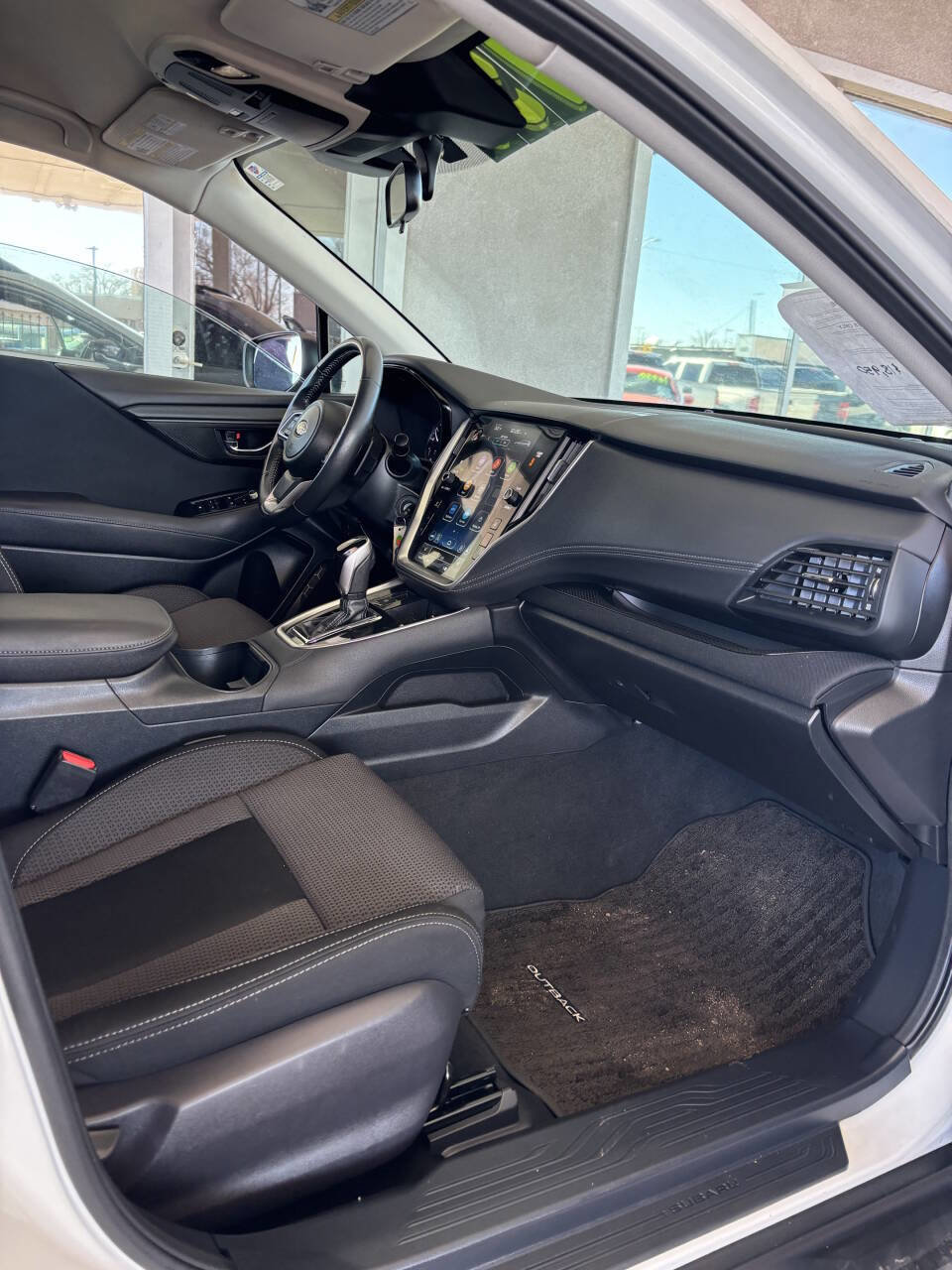 Used 2023 Subaru Outback Premium image 16
