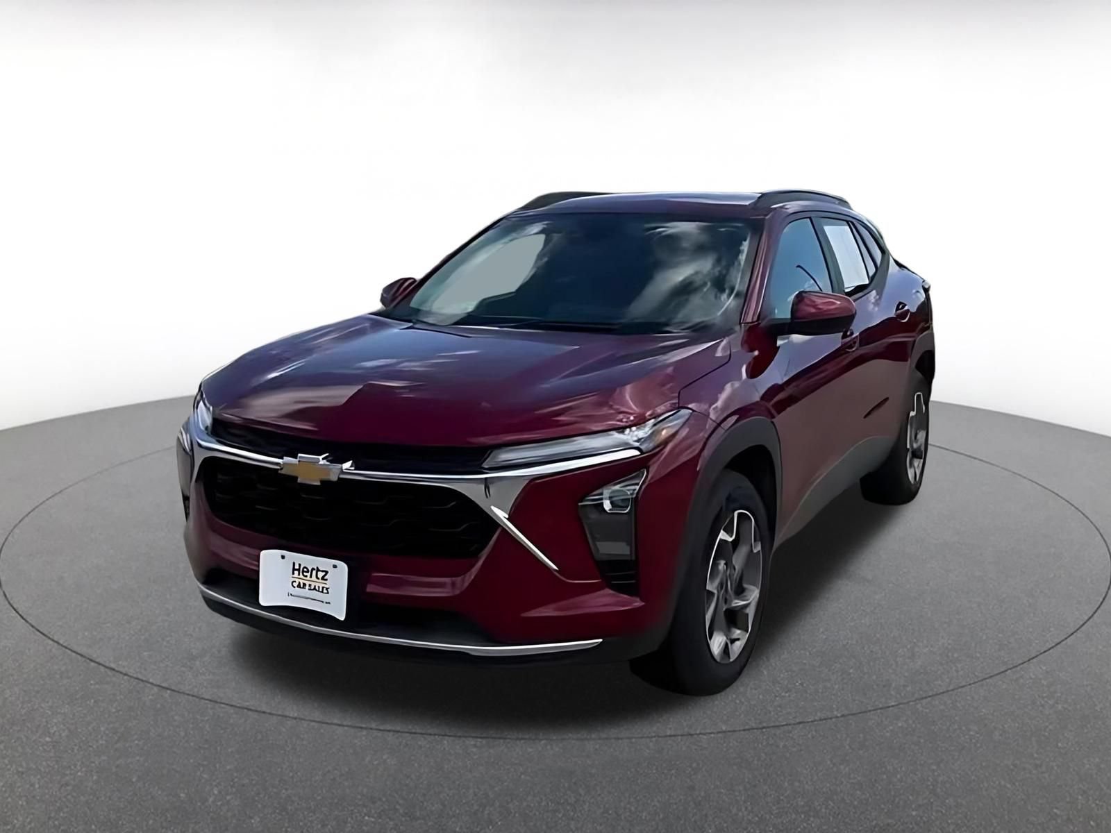 Used 2025 Chevrolet Trax LT FWD image 7