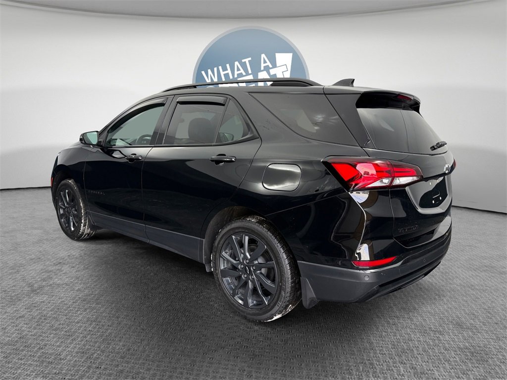 Used 2023 Chevrolet Equinox RS image 6