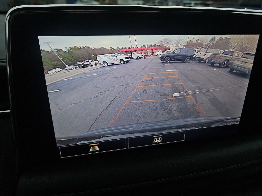 Used 2021 GMC Yukon XL SLE w/ Gmc Pro Safety Plus Package image 18