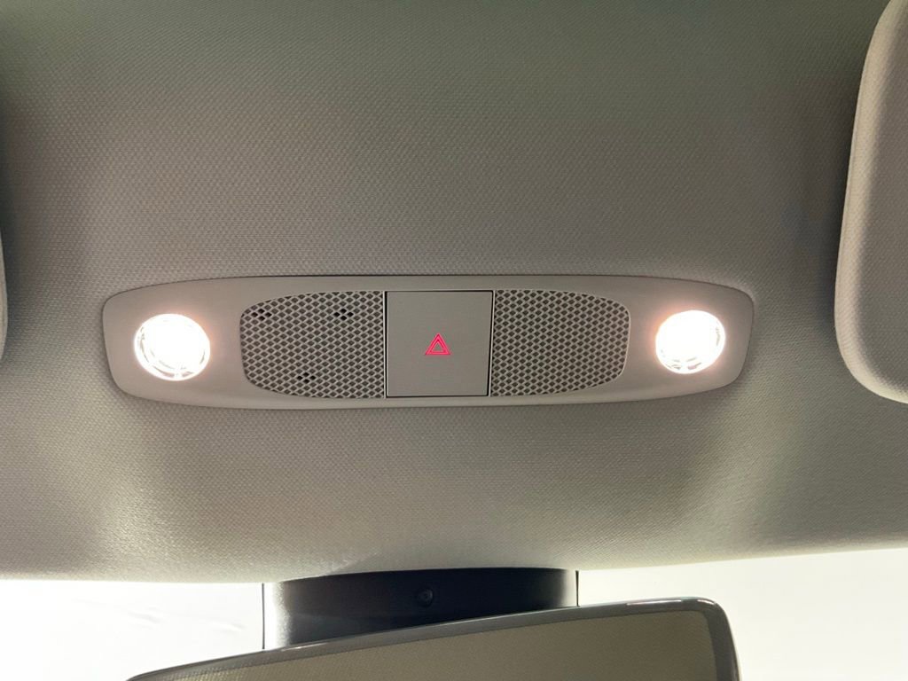 Used 2023 Tesla Model 3 Standard Range image 21