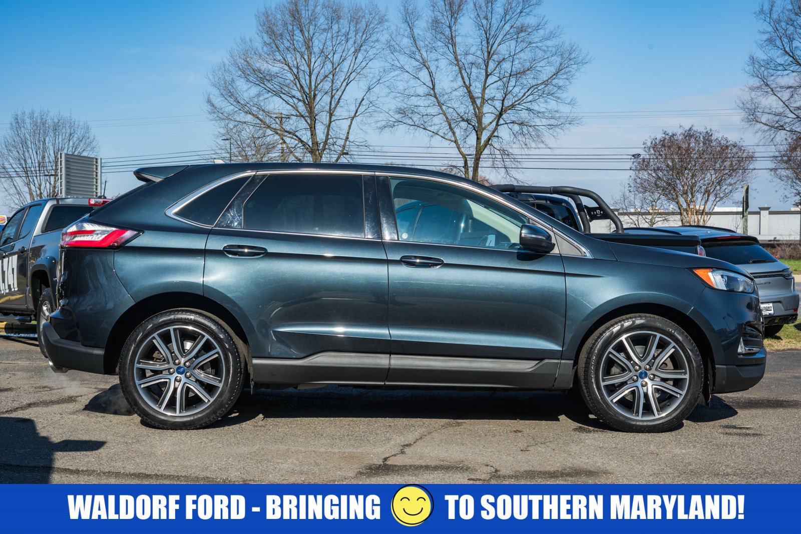 Used 2022 Ford Edge Titanium image 3