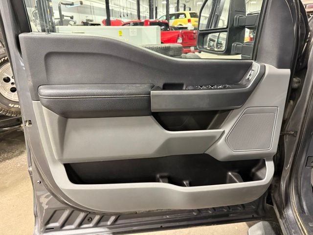 Used 2023 Ford F350 XLT w/ FX4 Off-Road Package AWD/4WD image 16