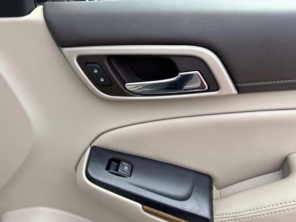 Used 2017 GMC Yukon Denali w/ Open Road Package RWD image 15