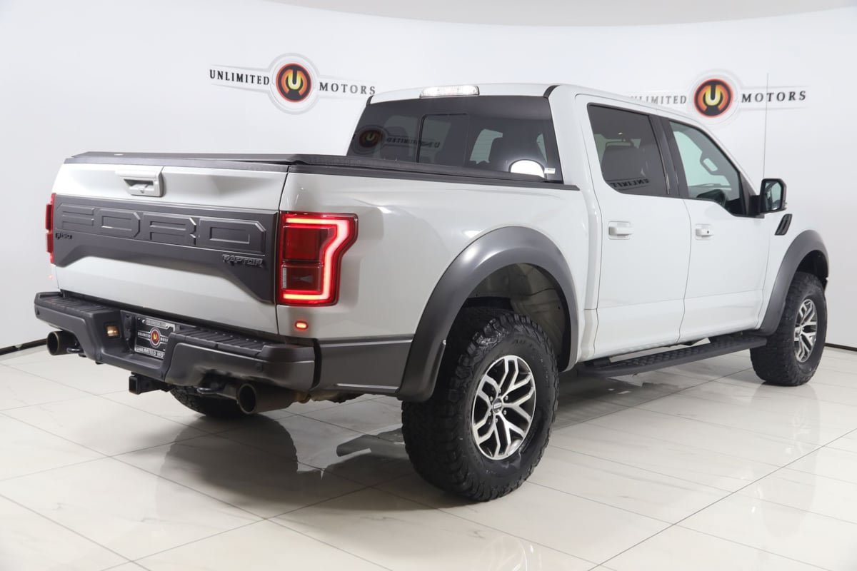 Used 2017 Ford F150 Raptor w/ Equipment Group 802A Luxury AWD/4WD image 3