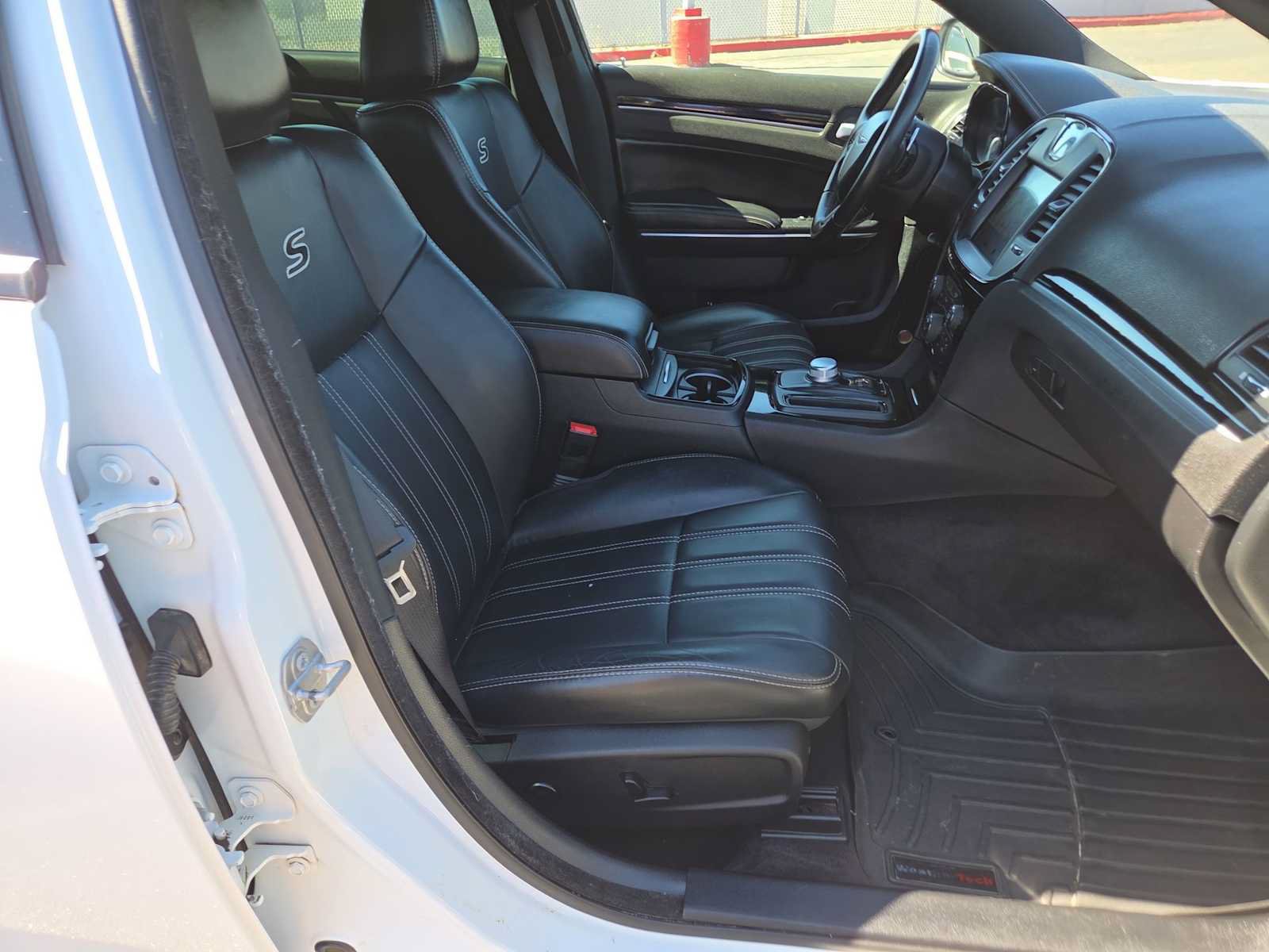 Used 2017 Chrysler 300 S w/ 300S Premium Group AWD/4WD image 22