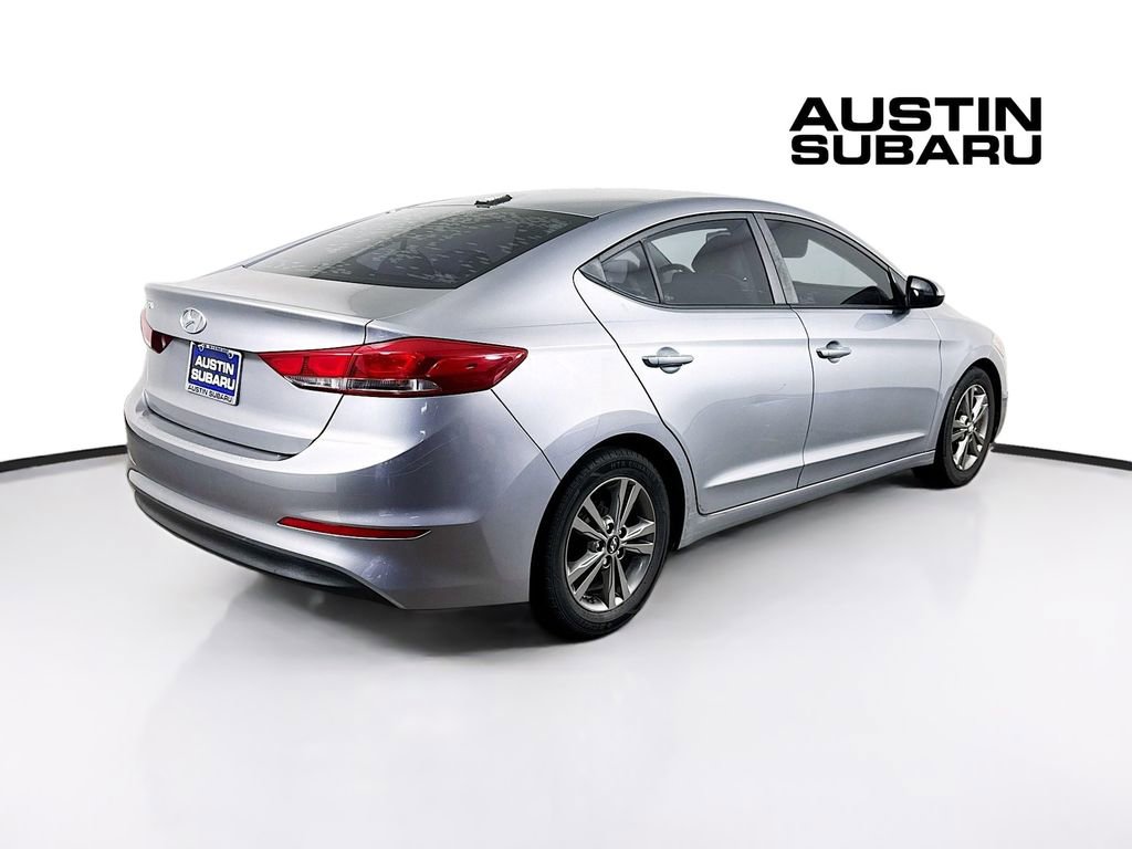 Used 2017 Hyundai Elantra SE FWD image 7