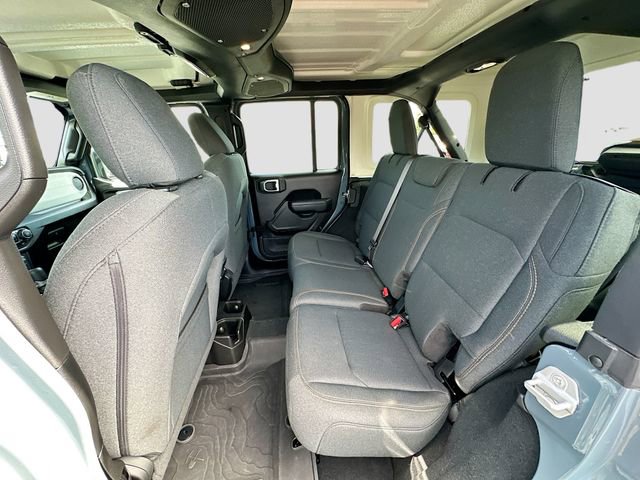Used 2024 Jeep Wrangler Unlimited Sport AWD/4WD image 23