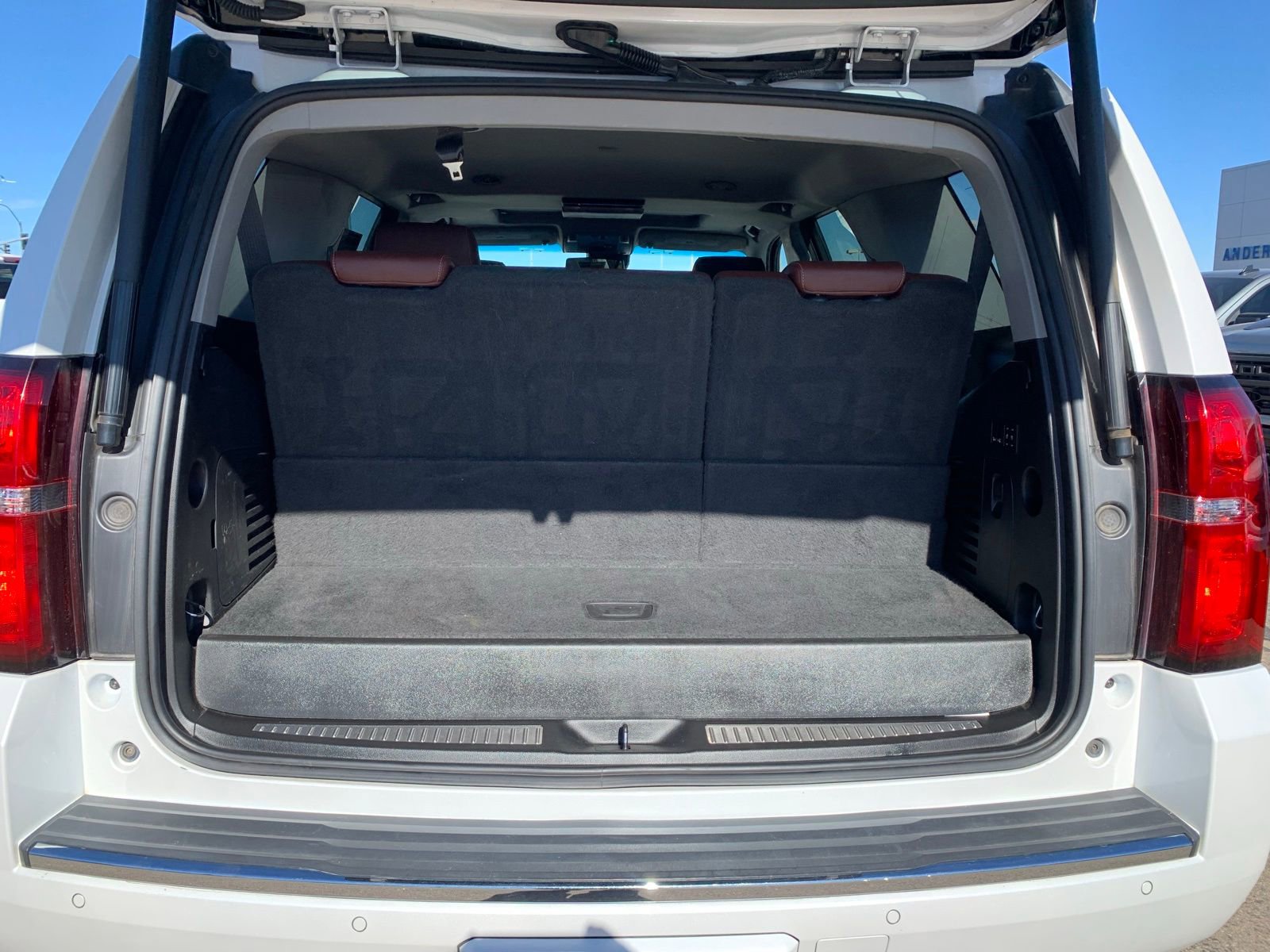 Used 2019 Chevrolet Tahoe Premier w/ Premier Plus Edition image 46