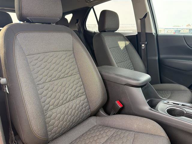 Used 2020 Chevrolet Equinox LT w/ Driver Convenience Package image 23