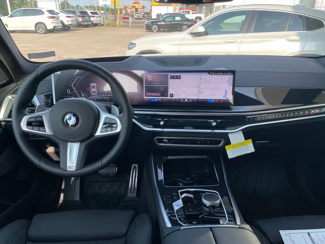 New 2026 BMW X5 xDrive40i w/ M Sport Package AWD/4WD image 11