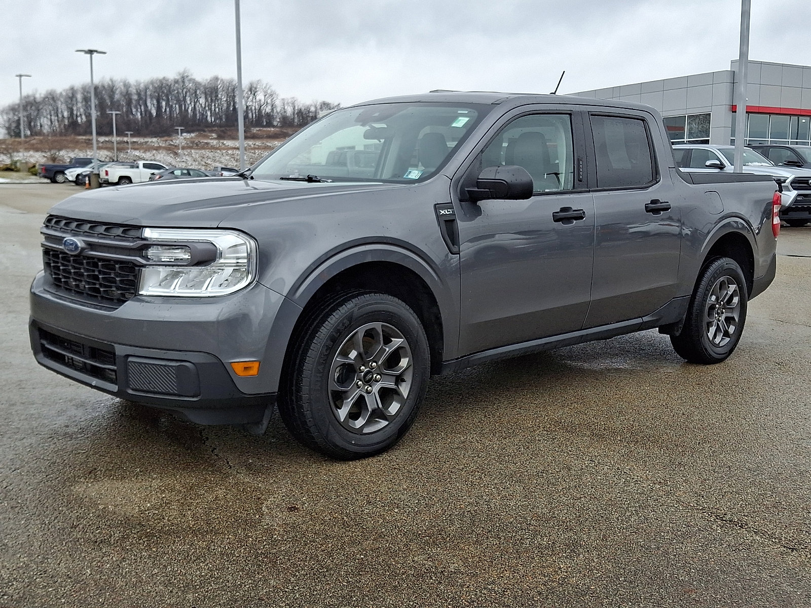 Used 2023 Ford Maverick XLT w/ Equipment Group 300A Standard image 3